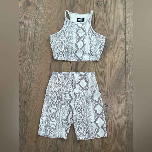 Snake Beach Riot Sport Set! - Picture 2 of 2